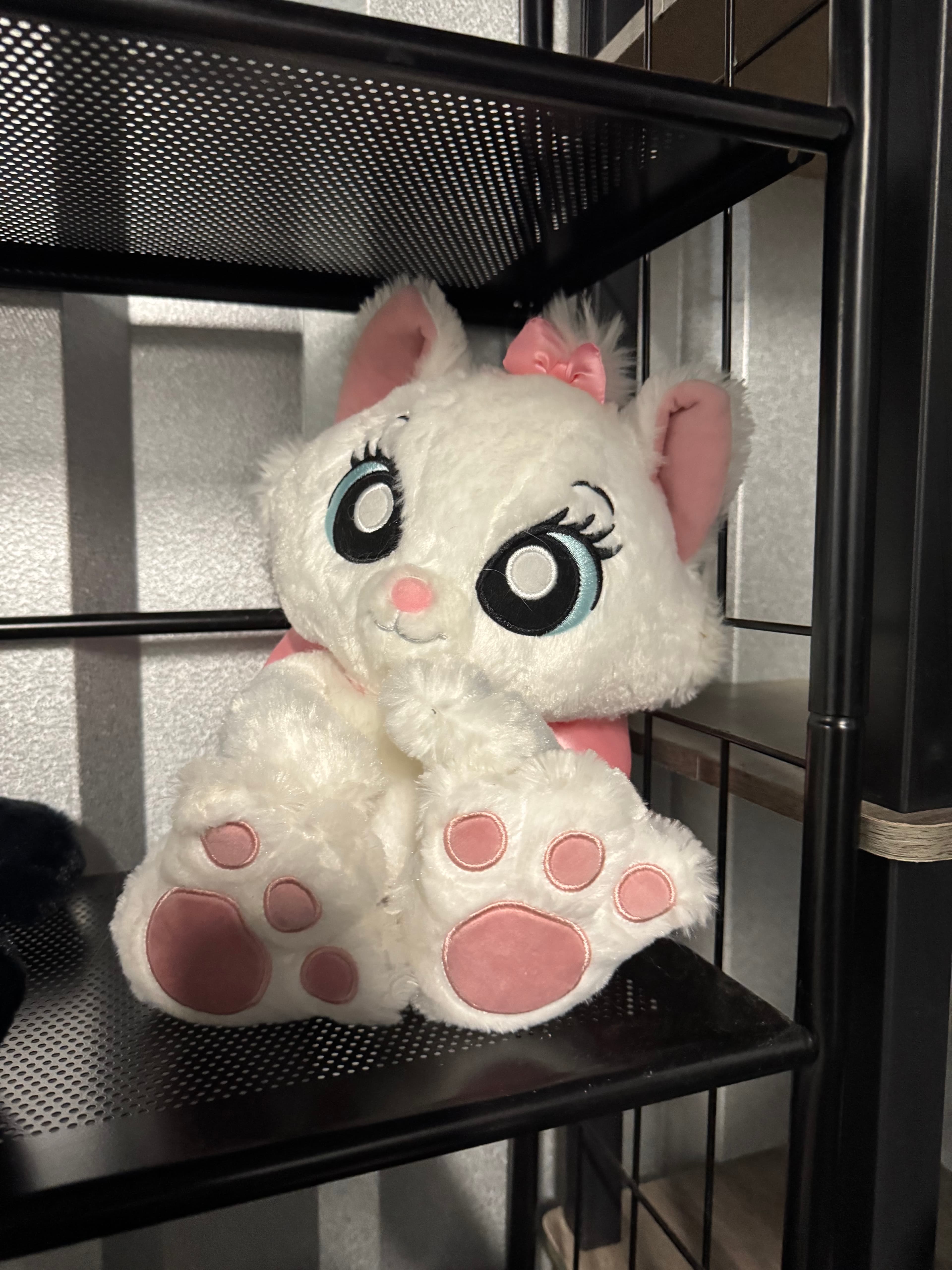 Plush White Cat Toy