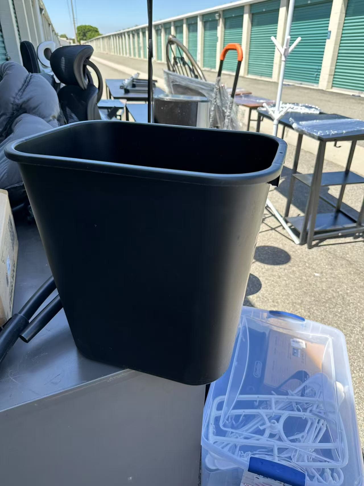 Wastebasket